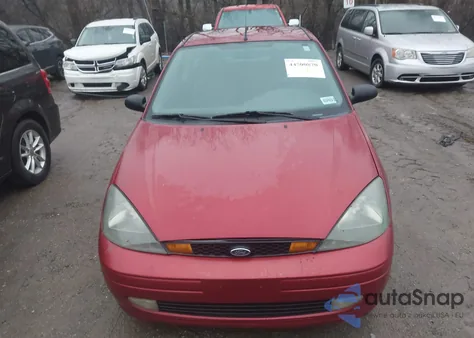 2004 Ford Focus Zx3 из США, поврежденный, VIN 3FAFP31Z74R108244
